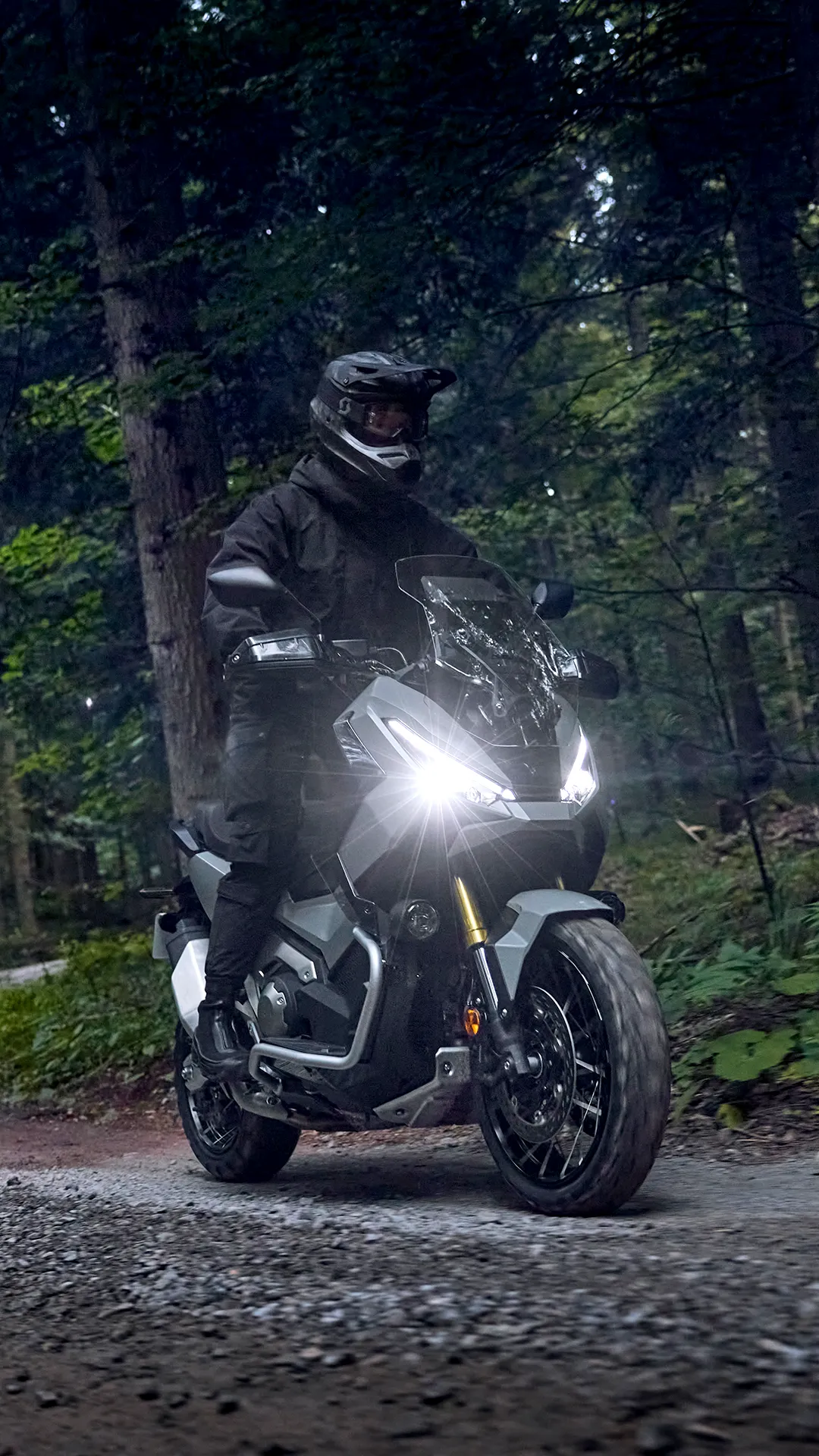Honda X-ADV 750 6