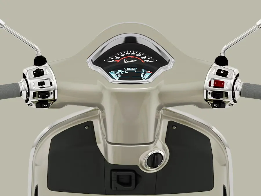 Vespa GTS 310 6