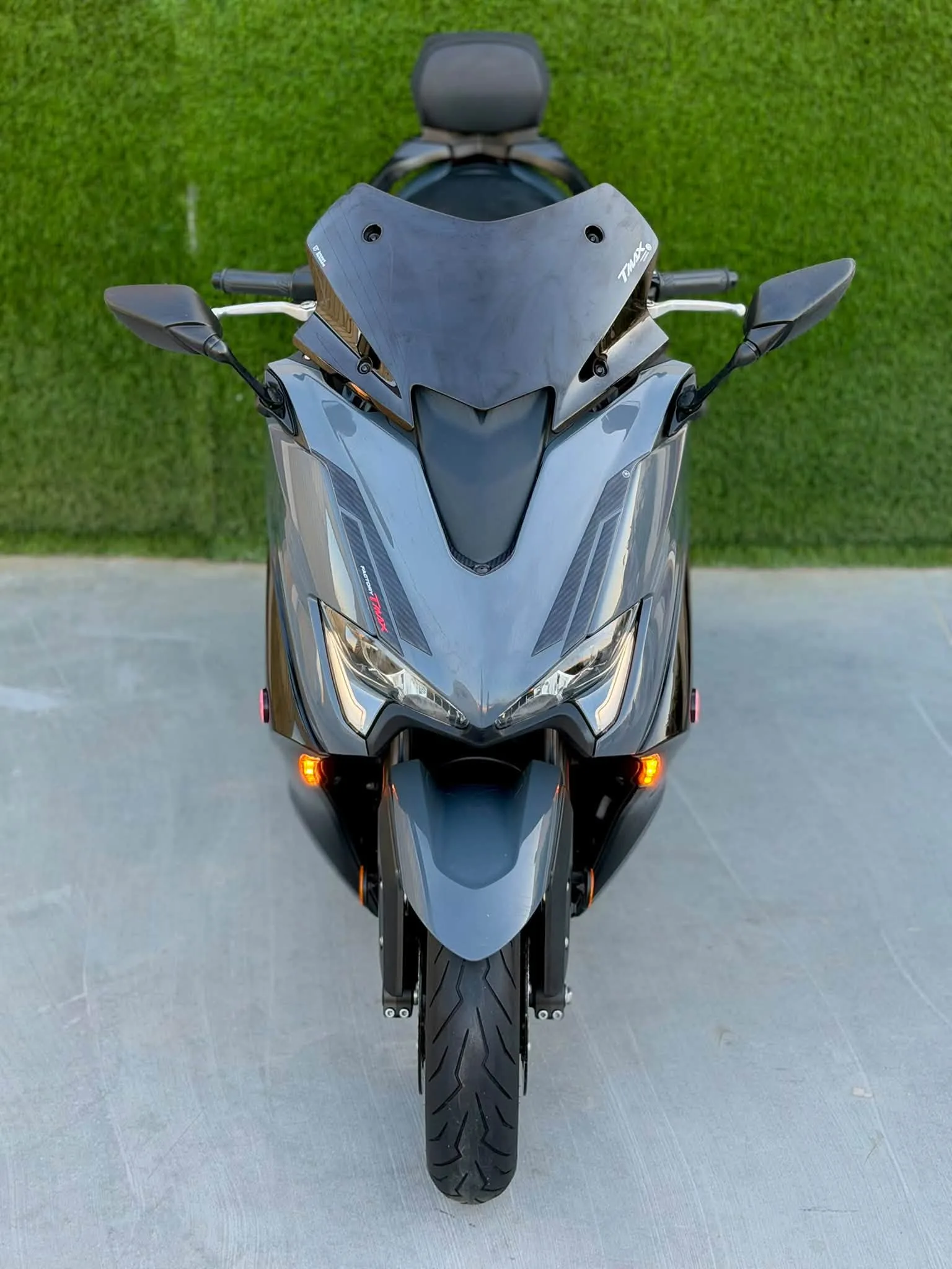 Yamaha TMAX 560 2
